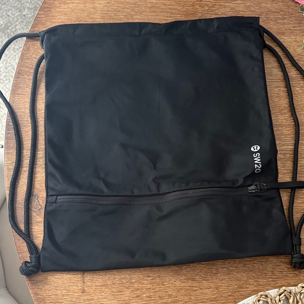 lululemon athletica Black Drawstring Backpack SW20